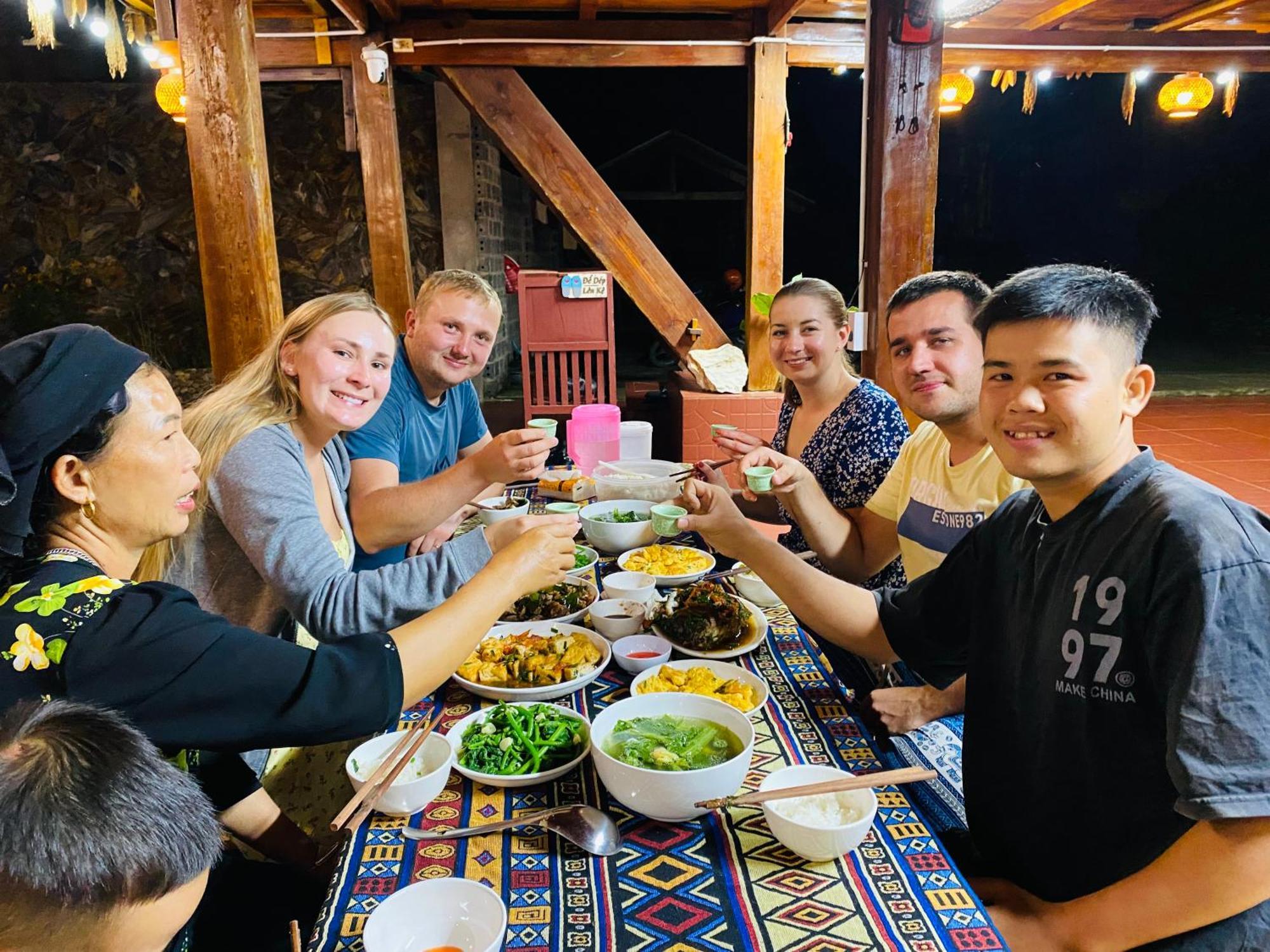 Duy Homestay Du Gia Làng Cac 外观 照片